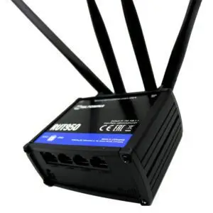 RUT-950 Gateway(2)